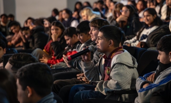 Re-Conversar reunió a más de 400 estudiantes para fortalecer el compromiso ambiental